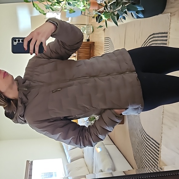 Mountain Hardware Women's Stretchdown™ Hoody Large Olive - Picture 6 of 6